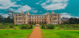 オンライン予約のキャンセルポリシーは柔軟に対応しているのか？