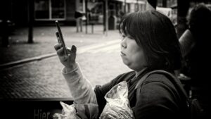 スマホ婦人科のビデオ通話は画面オフでできるか？